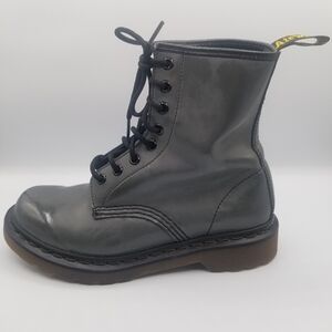 Dr. Martens Gray Patent Leather Lace Up Wair Wair Boots
